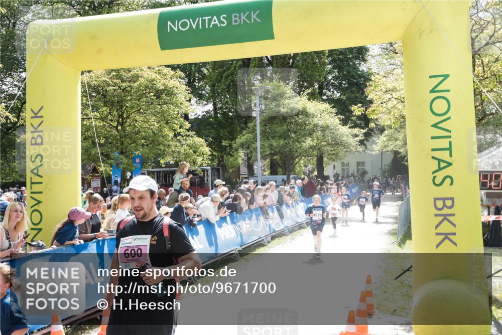09.05.2026 - Störlauf H.Heesch http://msf.ph/oto/9671700 09.05.2026 13:58:42 Ziel 600 meine-sportfotos.de