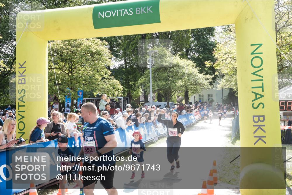 09.05.2026 - Störlauf H.Heesch http://msf.ph/oto/9671743 09.05.2026 13:58:59 Ziel 592, 26, 5, 6 meine-sportfotos.de