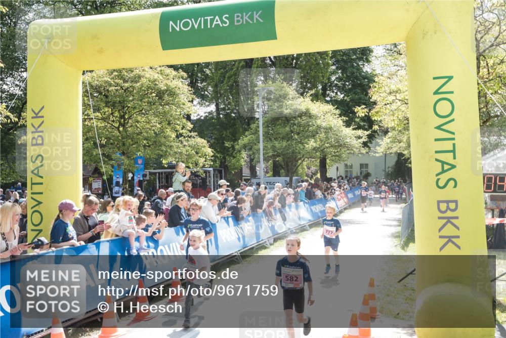09.05.2026 - Störlauf H.Heesch http://msf.ph/oto/9671759 09.05.2026 13:59:05 Ziel 582 meine-sportfotos.de
