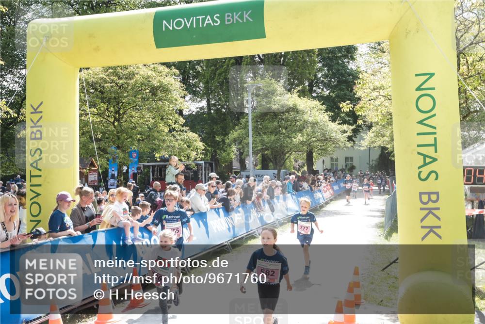 09.05.2026 - Störlauf H.Heesch http://msf.ph/oto/9671760 09.05.2026 13:59:06 Ziel 582 meine-sportfotos.de