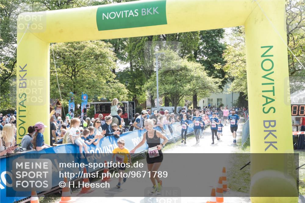 09.05.2026 - Störlauf H.Heesch http://msf.ph/oto/9671789 09.05.2026 13:59:47 Ziel 724 meine-sportfotos.de