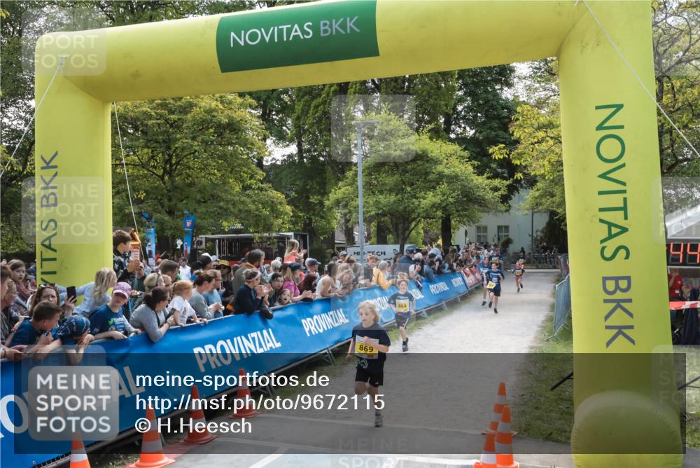 09.05.2026 - Störlauf H.Heesch http://msf.ph/oto/9672115 09.05.2026 14:10:44 Ziel 869, 864 meine-sportfotos.de