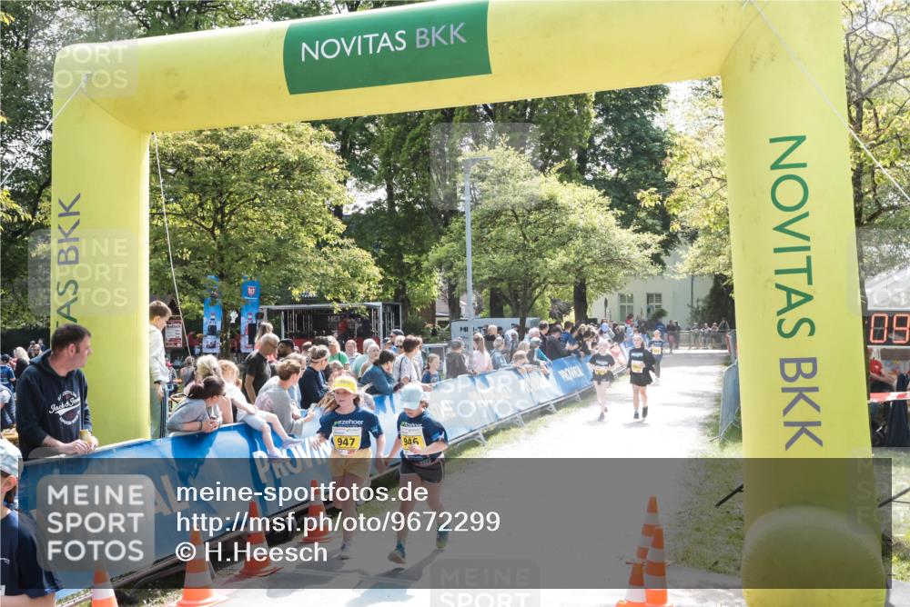 09.05.2026 - Störlauf H.Heesch http://msf.ph/oto/9672299 09.05.2026 14:16:09 Ziel 947, 946, 09 meine-sportfotos.de