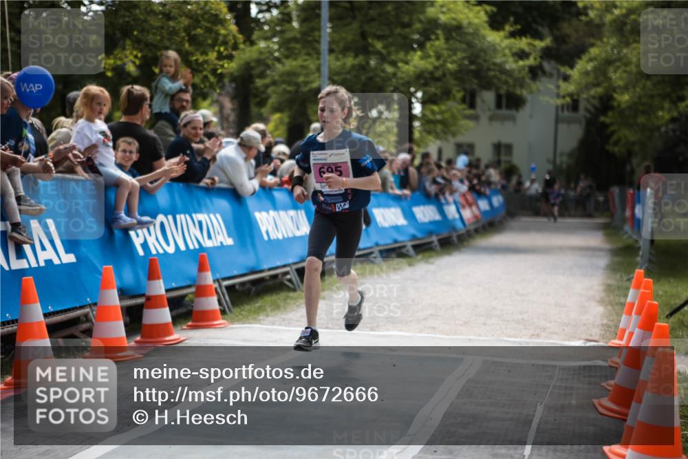 09.05.2026 - Störlauf H.Heesch http://msf.ph/oto/9672666 09.05.2026 13:55:07 Ziel 695 meine-sportfotos.de