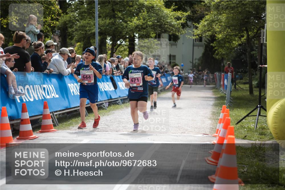 09.05.2026 - Störlauf H.Heesch http://msf.ph/oto/9672683 09.05.2026 13:55:33 Ziel 644, 671, 581 meine-sportfotos.de