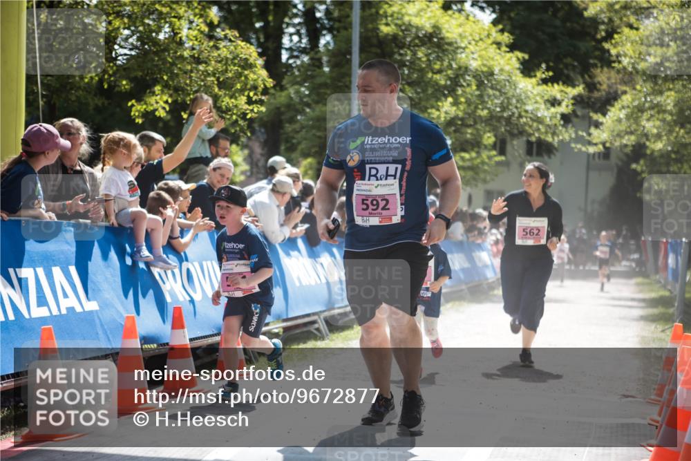 09.05.2026 - Störlauf H.Heesch http://msf.ph/oto/9672877 09.05.2026 13:58:59 Ziel 2026, 592, 562 meine-sportfotos.de