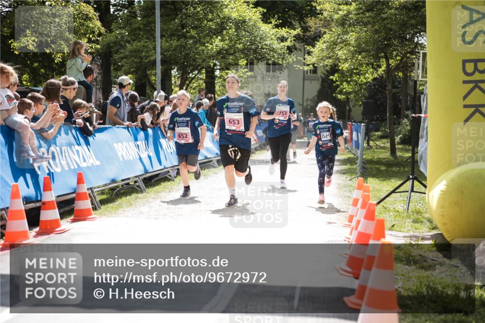 09.05.2026 - Störlauf H.Heesch http://msf.ph/oto/9672972 09.05.2026 14:00:17 Ziel 753, 653, 652 meine-sportfotos.de