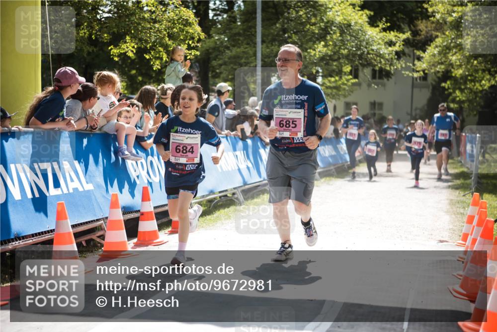 09.05.2026 - Störlauf H.Heesch http://msf.ph/oto/9672981 09.05.2026 14:00:22 Ziel 684, 685 meine-sportfotos.de
