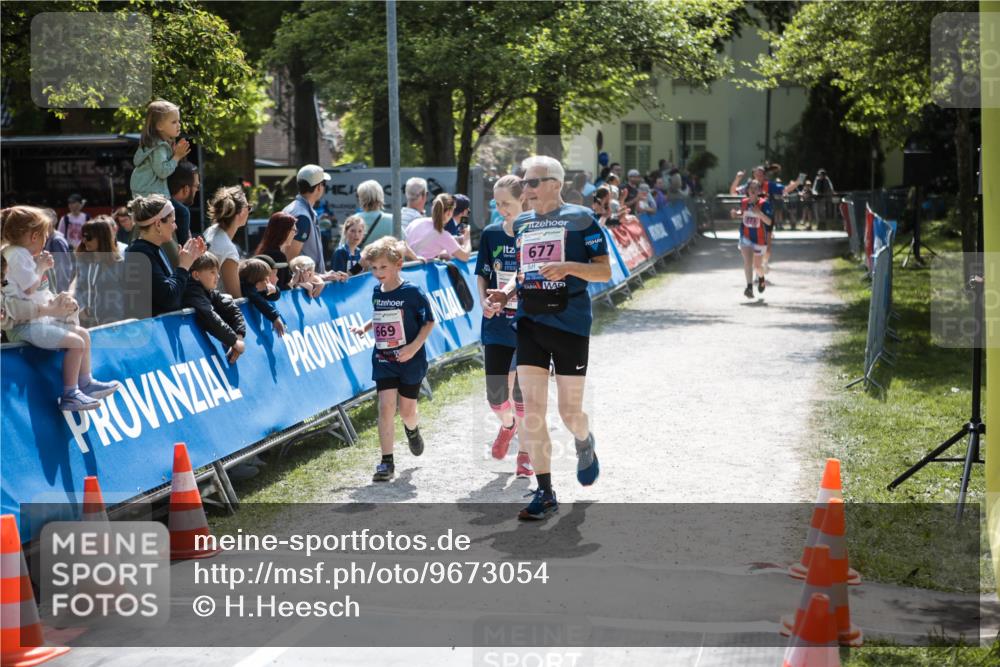 09.05.2026 - Störlauf H.Heesch http://msf.ph/oto/9673054 09.05.2026 14:01:49 Ziel 669, 677 meine-sportfotos.de