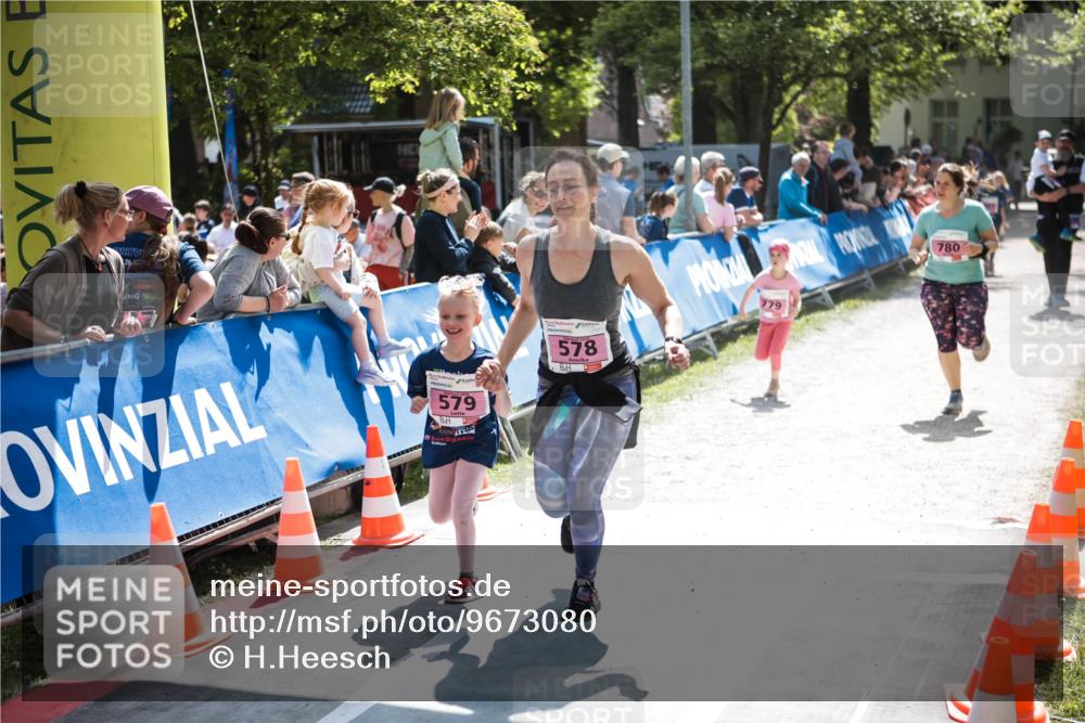 09.05.2026 - Störlauf H.Heesch http://msf.ph/oto/9673080 09.05.2026 14:02:09 Ziel 579, 578, 780 meine-sportfotos.de
