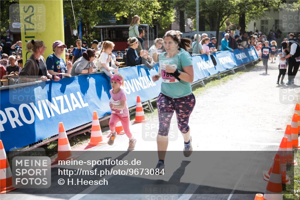09.05.2026 - Störlauf H.Heesch http://msf.ph/oto/9673084 09.05.2026 14:02:11 Ziel 3, 78, 567 meine-sportfotos.de