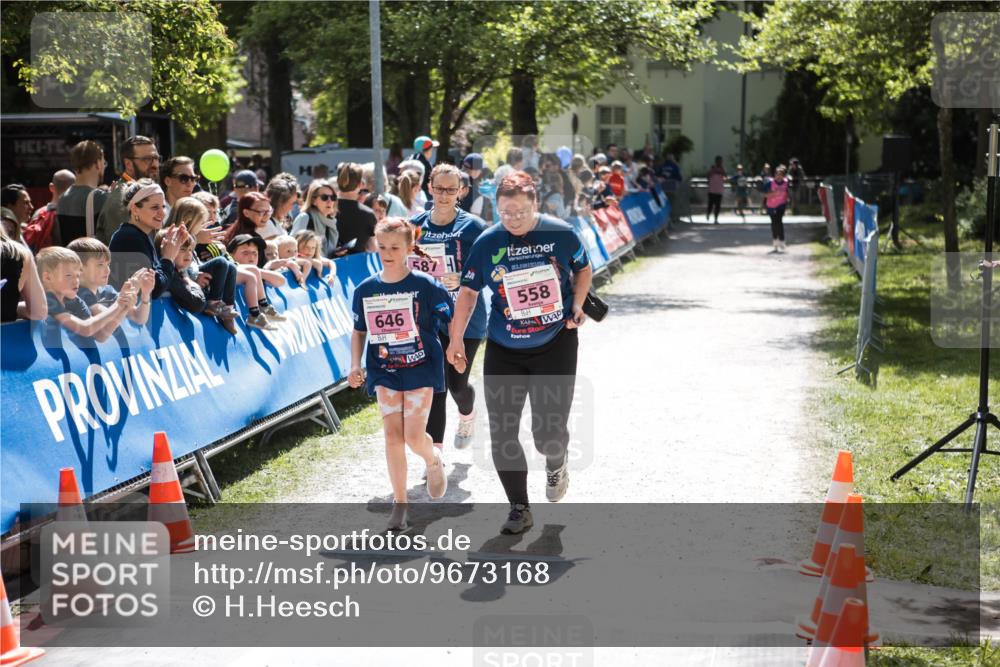 09.05.2026 - Störlauf H.Heesch http://msf.ph/oto/9673168 09.05.2026 14:05:26 Ziel 587, 646, 558 meine-sportfotos.de