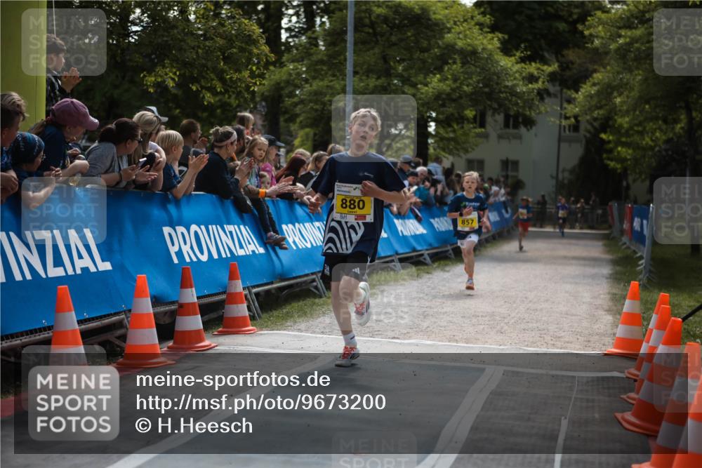 09.05.2026 - Störlauf H.Heesch http://msf.ph/oto/9673200 09.05.2026 14:09:31 Ziel 880, 857 meine-sportfotos.de
