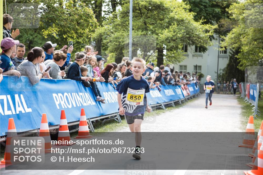 09.05.2026 - Störlauf H.Heesch http://msf.ph/oto/9673233 09.05.2026 14:10:05 Ziel 850 meine-sportfotos.de