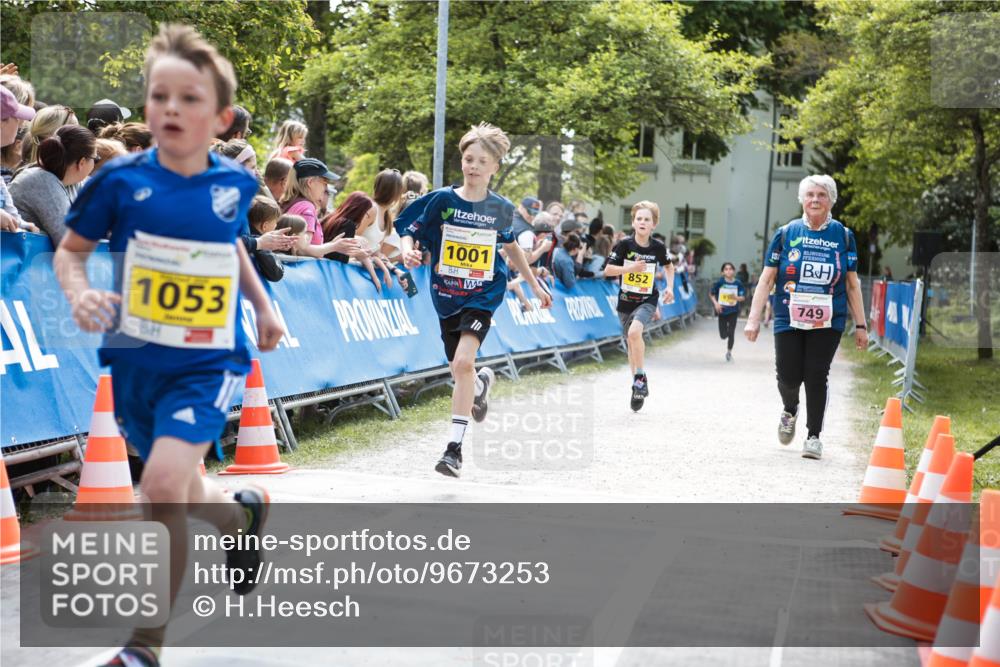 09.05.2026 - Störlauf H.Heesch http://msf.ph/oto/9673253 09.05.2026 14:10:32 Ziel 1053, 1001, 852, 749 meine-sportfotos.de