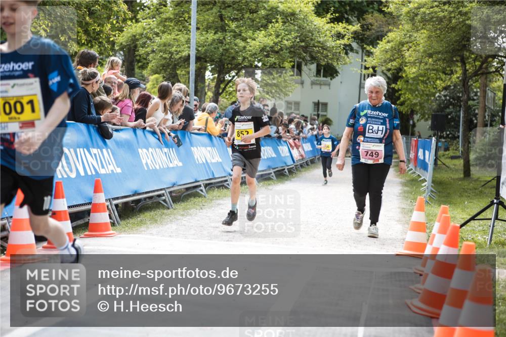 09.05.2026 - Störlauf H.Heesch http://msf.ph/oto/9673255 09.05.2026 14:10:34 Ziel 001, 852, 6, 749 meine-sportfotos.de