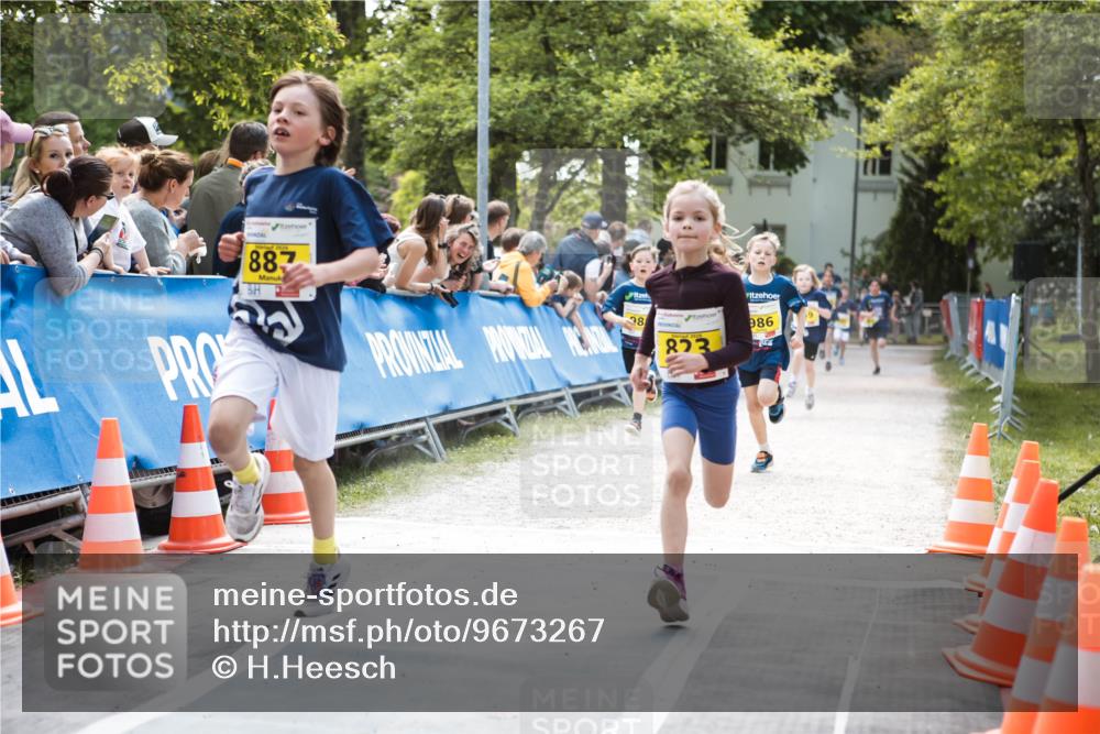 09.05.2026 - Störlauf H.Heesch http://msf.ph/oto/9673267 09.05.2026 14:10:42 Ziel 887, 38, 823, 986 meine-sportfotos.de
