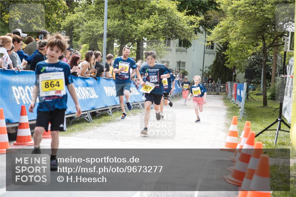 09.05.2026 - Störlauf H.Heesch http://msf.ph/oto/9673277 09.05.2026 14:10:47 Ziel 864, 61, 52, 917 meine-sportfotos.de