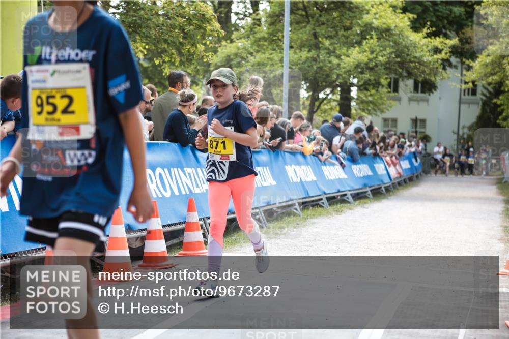 09.05.2026 - Störlauf H.Heesch http://msf.ph/oto/9673287 09.05.2026 14:10:52 Ziel 952, 871 meine-sportfotos.de