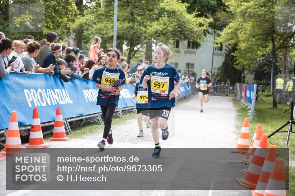 09.05.2026 - Störlauf H.Heesch http://msf.ph/oto/9673305 09.05.2026 14:11:07 Ziel 949, 975, 997, 19 meine-sportfotos.de