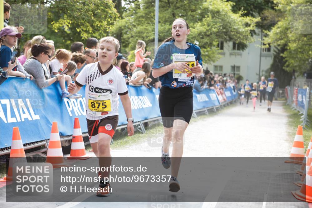 09.05.2026 - Störlauf H.Heesch http://msf.ph/oto/9673357 09.05.2026 14:11:47 Ziel 875 meine-sportfotos.de