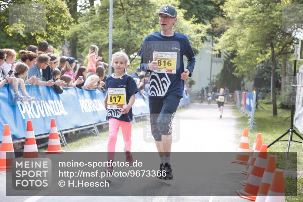 09.05.2026 - Störlauf H.Heesch http://msf.ph/oto/9673366 09.05.2026 14:11:54 Ziel 817, 2026, 816 meine-sportfotos.de