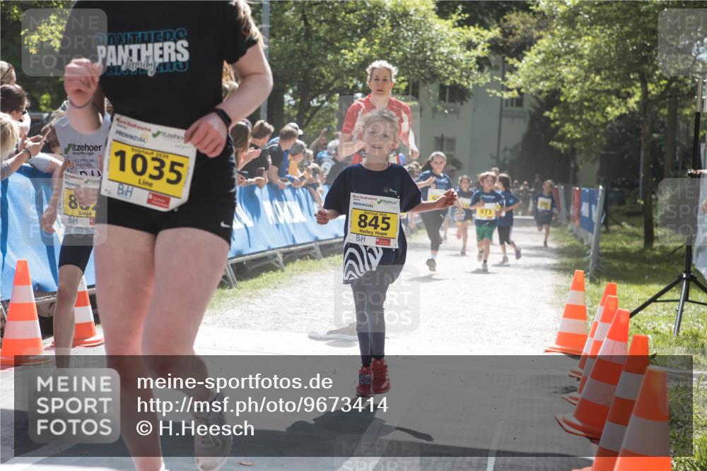 09.05.2026 - Störlauf H.Heesch http://msf.ph/oto/9673414 09.05.2026 14:12:32 Ziel 80, 2026, 1035, 845, 973 meine-sportfotos.de