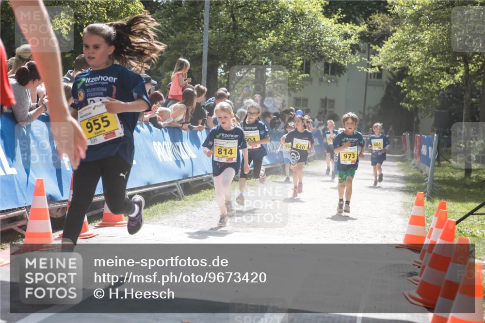 09.05.2026 - Störlauf H.Heesch http://msf.ph/oto/9673420 09.05.2026 14:12:34 Ziel 2026, 955, 904, 840, 814, 973, 804 meine-sportfotos.de
