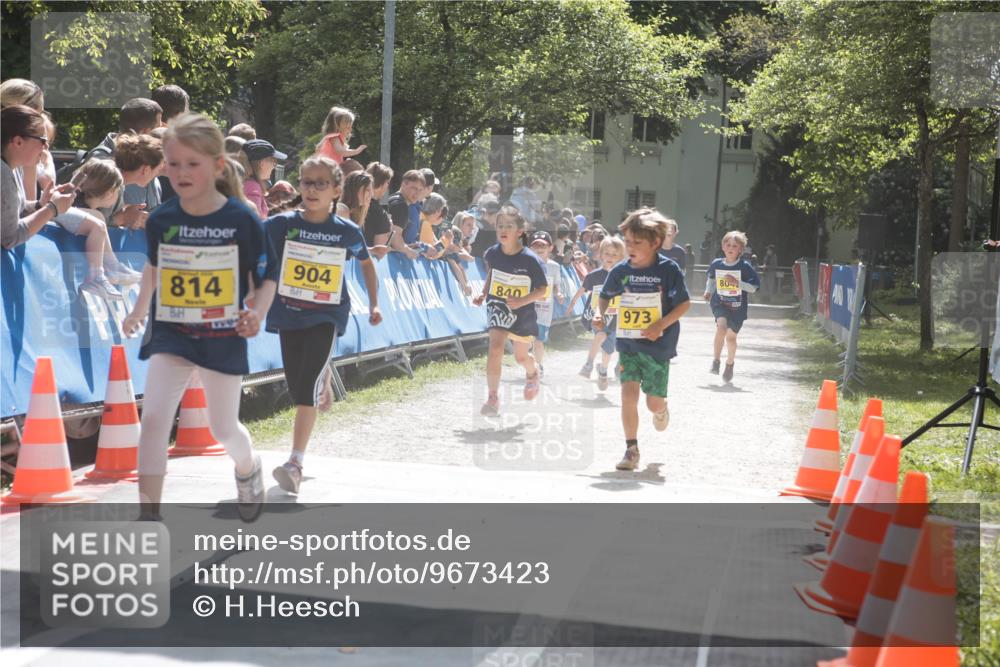 09.05.2026 - Störlauf H.Heesch http://msf.ph/oto/9673423 09.05.2026 14:12:35 Ziel 80, 840, 973, 814, 904 meine-sportfotos.de