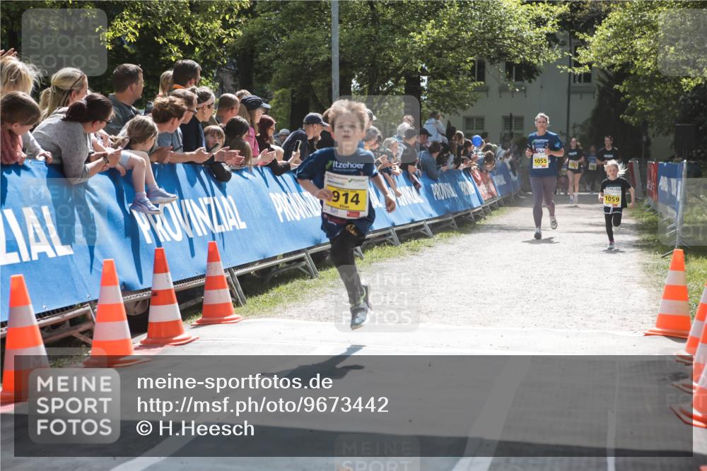 09.05.2026 - Störlauf H.Heesch http://msf.ph/oto/9673442 09.05.2026 14:12:52 Ziel 914, 1055, 1059 meine-sportfotos.de