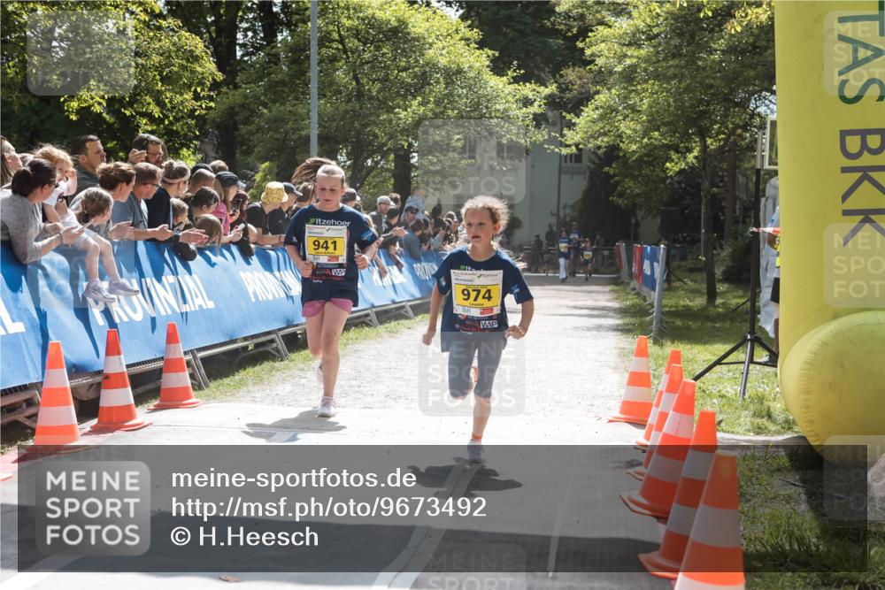 09.05.2026 - Störlauf H.Heesch http://msf.ph/oto/9673492 09.05.2026 14:13:24 Ziel 941, 974 meine-sportfotos.de