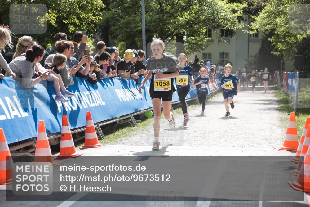09.05.2026 - Störlauf H.Heesch http://msf.ph/oto/9673512 09.05.2026 14:13:41 Ziel 1058, 959, 901 meine-sportfotos.de