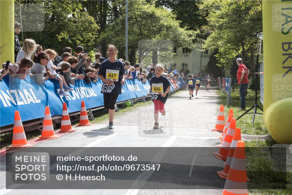 09.05.2026 - Störlauf H.Heesch http://msf.ph/oto/9673547 09.05.2026 14:14:06 Ziel 847, 846 meine-sportfotos.de