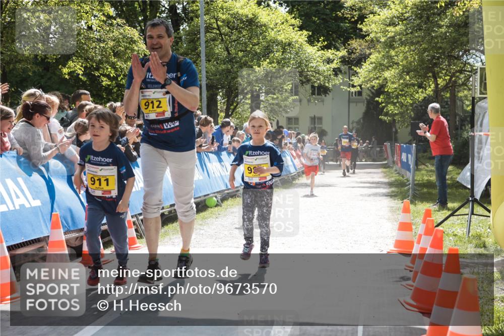 09.05.2026 - Störlauf H.Heesch http://msf.ph/oto/9673570 09.05.2026 14:14:21 Ziel 911, 912, 93 meine-sportfotos.de
