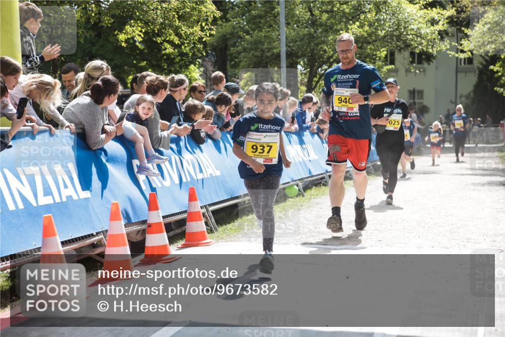 09.05.2026 - Störlauf H.Heesch http://msf.ph/oto/9673582 09.05.2026 14:14:28 Ziel 937, 940, 025 meine-sportfotos.de