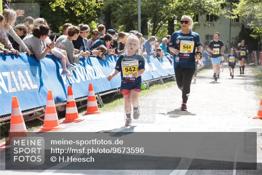09.05.2026 - Störlauf H.Heesch http://msf.ph/oto/9673596 09.05.2026 14:14:35 Ziel 942, 1, 944, 9066 meine-sportfotos.de