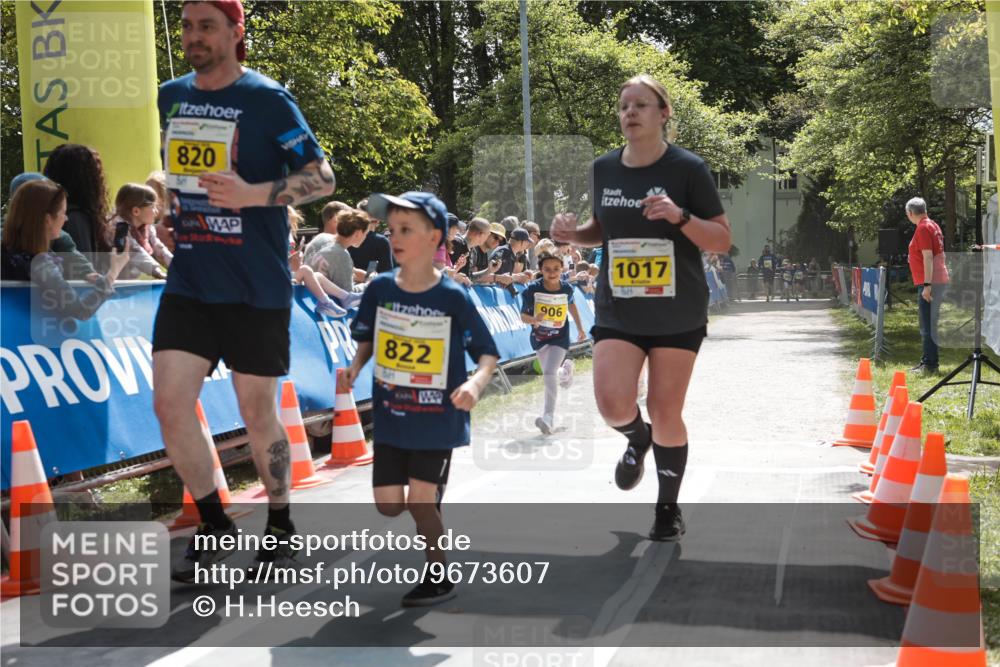 09.05.2026 - Störlauf H.Heesch http://msf.ph/oto/9673607 09.05.2026 14:14:41 Ziel 820, 822, 906, 1017 meine-sportfotos.de