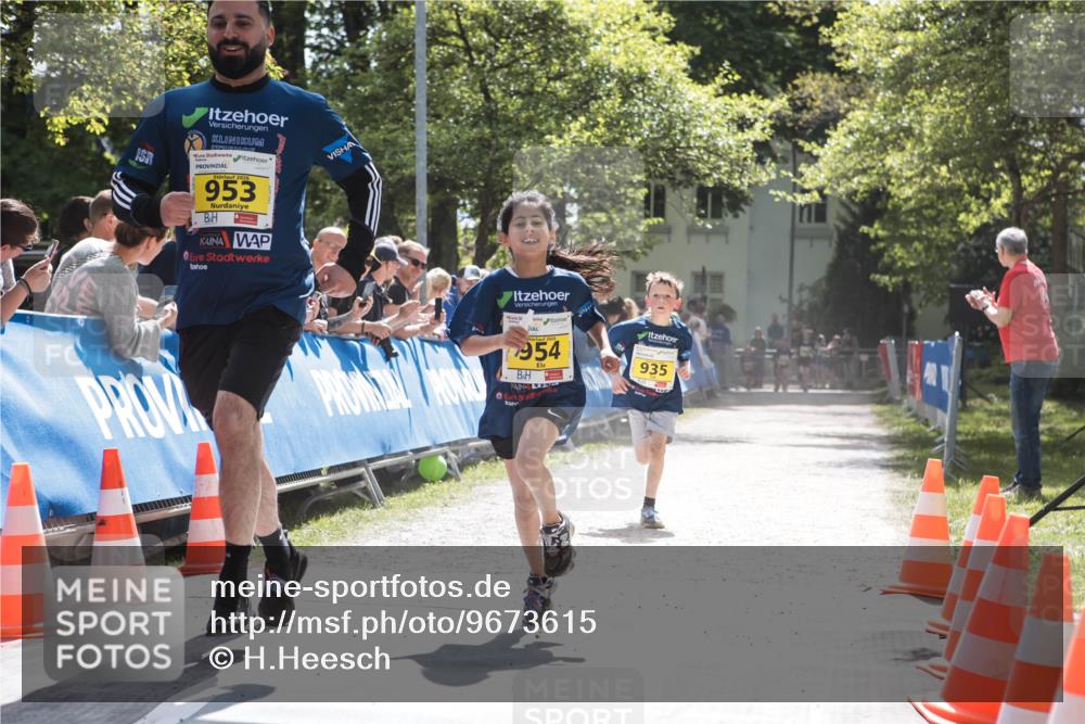 09.05.2026 - Störlauf H.Heesch http://msf.ph/oto/9673615 09.05.2026 14:14:49 Ziel 2026, 953, 2026, 954, 935 meine-sportfotos.de
