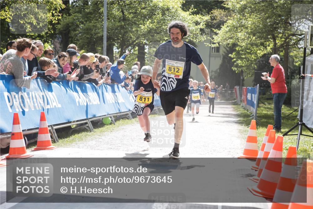 09.05.2026 - Störlauf H.Heesch http://msf.ph/oto/9673645 09.05.2026 14:15:14 Ziel 811, 812, 910, 978 meine-sportfotos.de