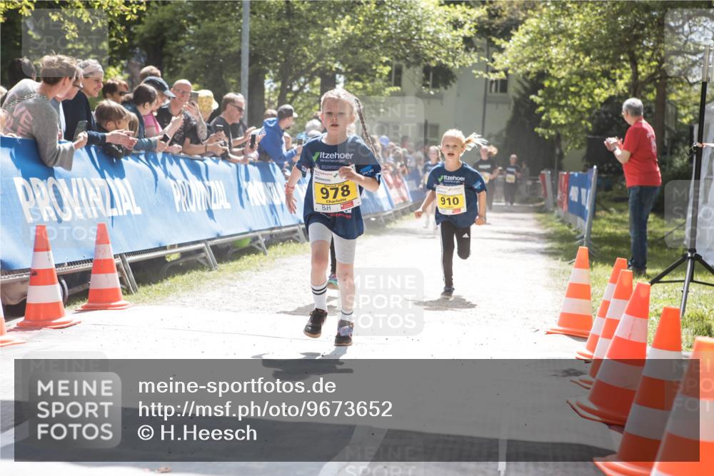 09.05.2026 - Störlauf H.Heesch http://msf.ph/oto/9673652 09.05.2026 14:15:18 Ziel 207, 978, 910 meine-sportfotos.de