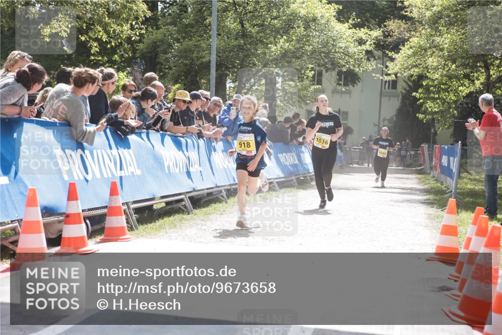 09.05.2026 - Störlauf H.Heesch http://msf.ph/oto/9673658 09.05.2026 14:15:21 Ziel 918, 1036, 1044 meine-sportfotos.de
