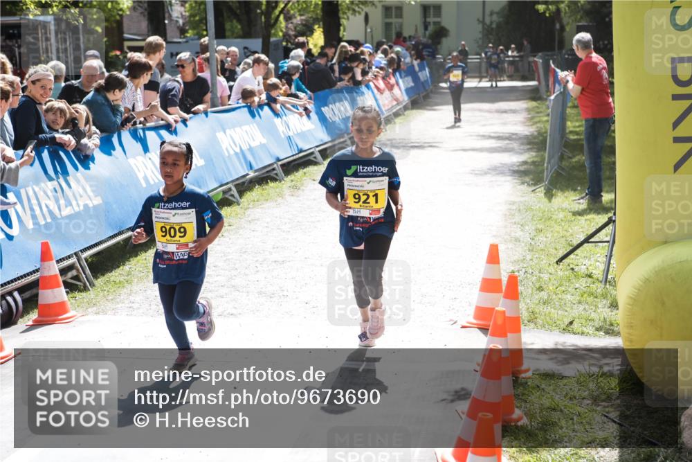 09.05.2026 - Störlauf H.Heesch http://msf.ph/oto/9673690 09.05.2026 14:15:45 Ziel 909, 921 meine-sportfotos.de