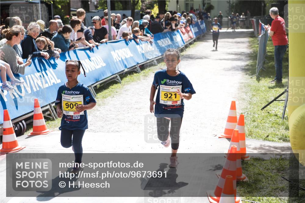 09.05.2026 - Störlauf H.Heesch http://msf.ph/oto/9673691 09.05.2026 14:15:45 Ziel 2026, 909, 2026, 921 meine-sportfotos.de