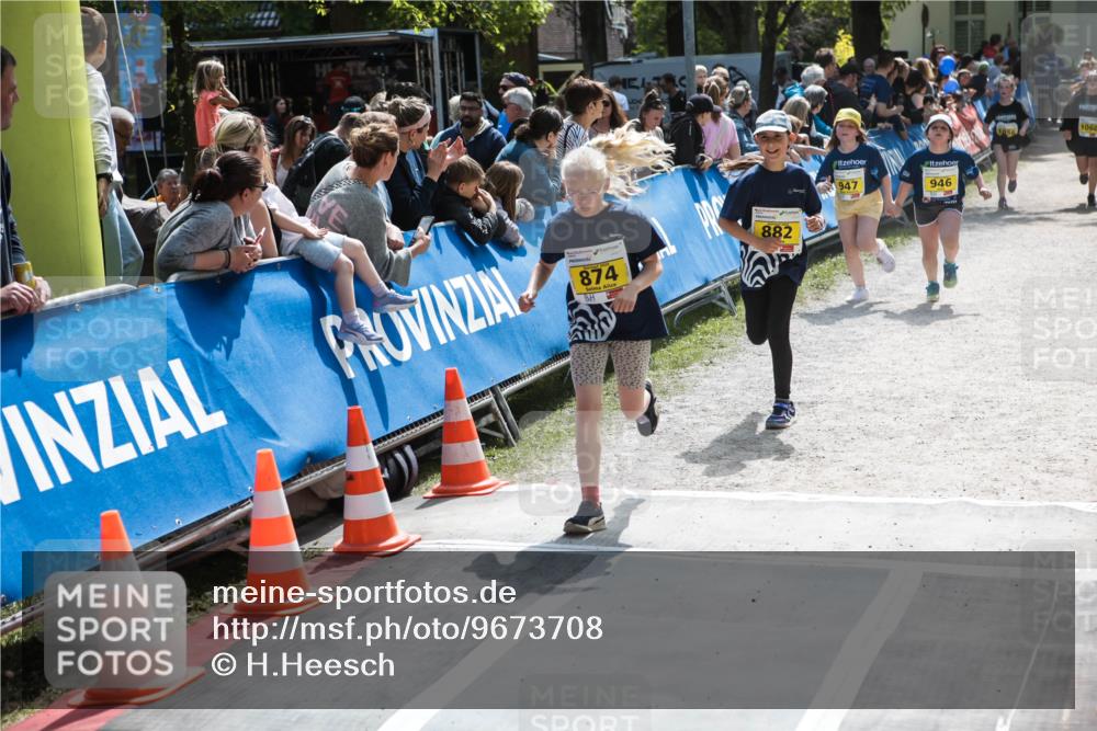 09.05.2026 - Störlauf H.Heesch http://msf.ph/oto/9673708 09.05.2026 14:16:07 Ziel 874, 882, 947, 946, 1060 meine-sportfotos.de