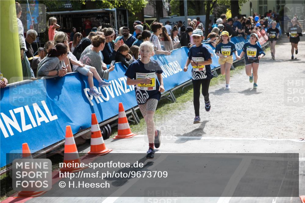09.05.2026 - Störlauf H.Heesch http://msf.ph/oto/9673709 09.05.2026 14:16:07 Ziel 947, 946, 1060 meine-sportfotos.de