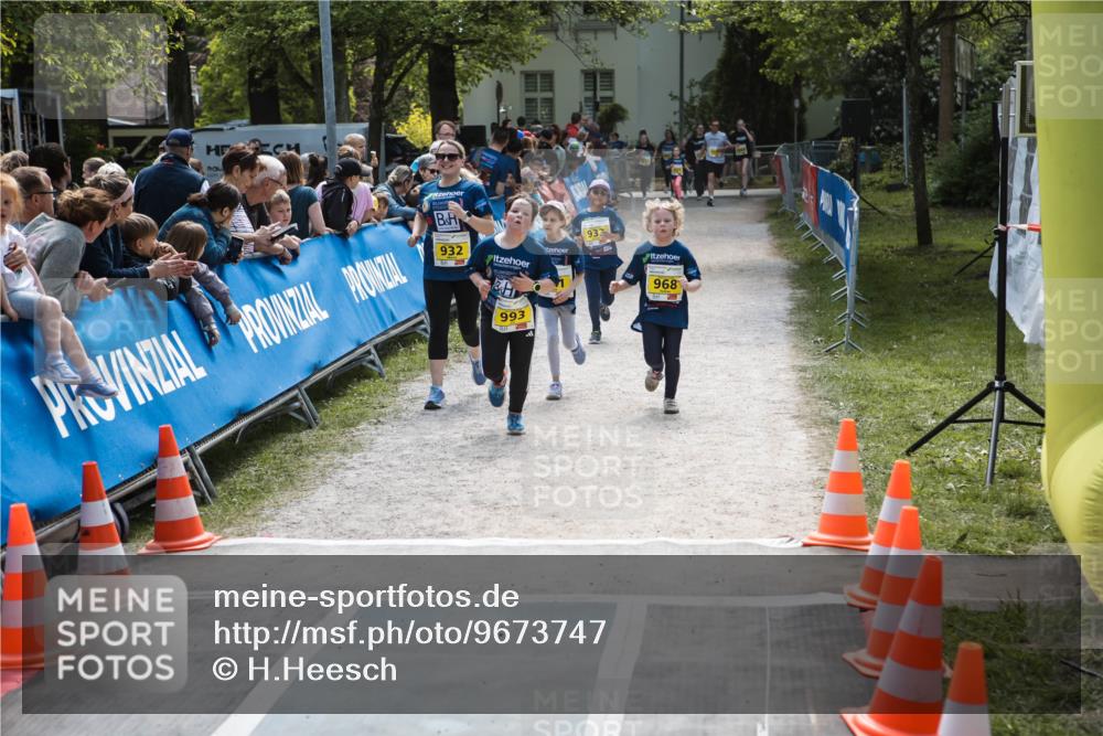 09.05.2026 - Störlauf H.Heesch http://msf.ph/oto/9673747 09.05.2026 14:17:07 Ziel 932, 93, 993, 968 meine-sportfotos.de