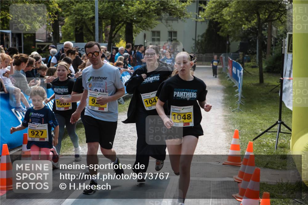 09.05.2026 - Störlauf H.Heesch http://msf.ph/oto/9673767 09.05.2026 14:17:19 Ziel 927, 1002, 9, 104, 2026, 1048 meine-sportfotos.de