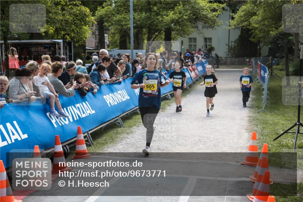 09.05.2026 - Störlauf H.Heesch http://msf.ph/oto/9673771 09.05.2026 14:17:24 Ziel 905, 972, 1064, 1019 meine-sportfotos.de