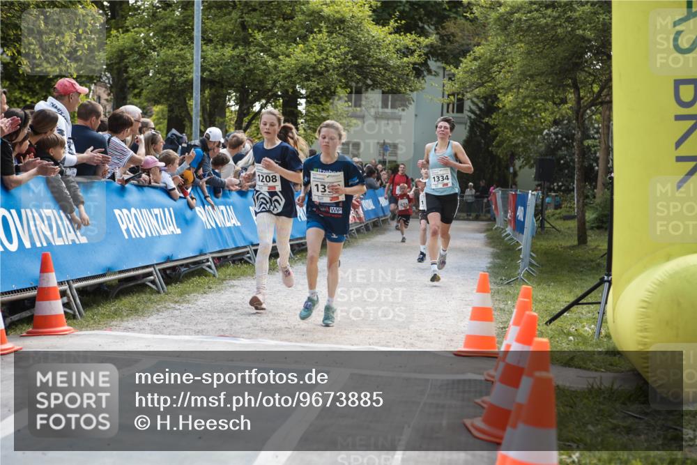 09.05.2026 - Störlauf H.Heesch http://msf.ph/oto/9673885 09.05.2026 14:39:17 Ziel 1208, 139, 1334 meine-sportfotos.de