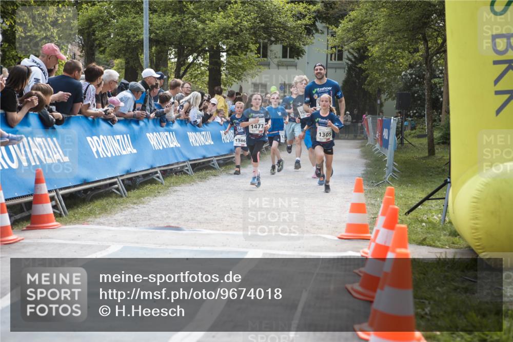 09.05.2026 - Störlauf H.Heesch http://msf.ph/oto/9674018 09.05.2026 14:41:44 Ziel 1346, 16, 1477, 1305 meine-sportfotos.de